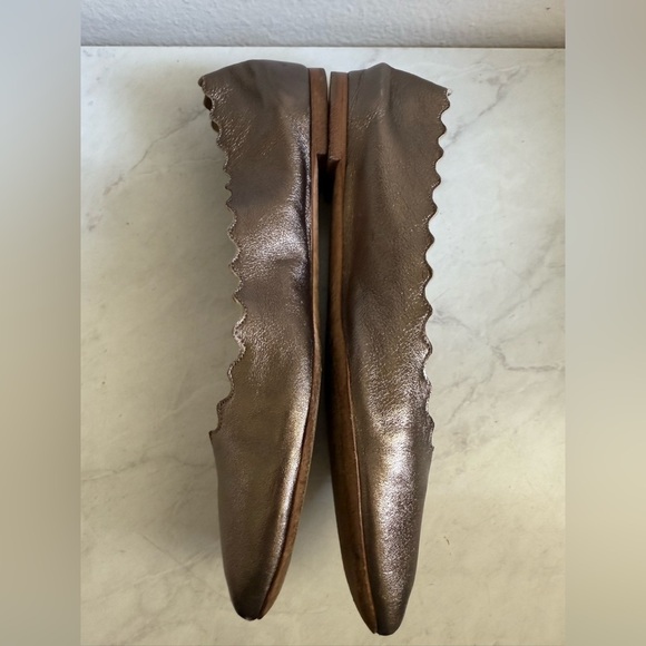 CHLOÈ Lauren Scalloped Leather Ballet Flats - Picture 4 of 12